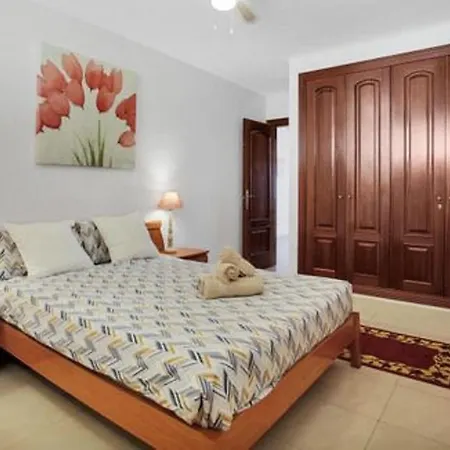 Nice Apartment In Adeje With Outdoor Swimming Pool, Wifi And 2 Bedrooms
