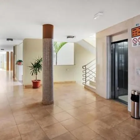 Nice Apartment In Adeje With Outdoor Swimming Pool, Wifi And 2 Bedrooms